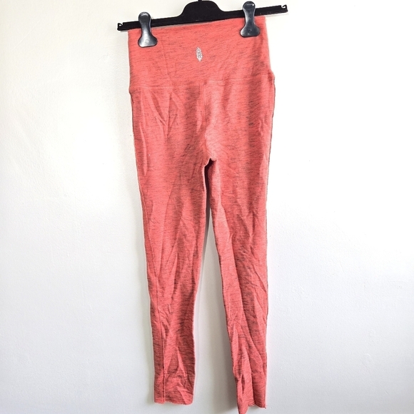 New Free People Movement High-Waisted Coral Leggings NWOT Small - Picture 7 of 12